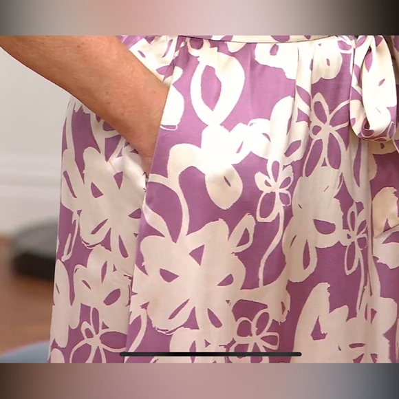 NWT Susan Graver Pet Printed Stretch Charmeuse Midi Dress belted with pockets - Picture 2 of 8